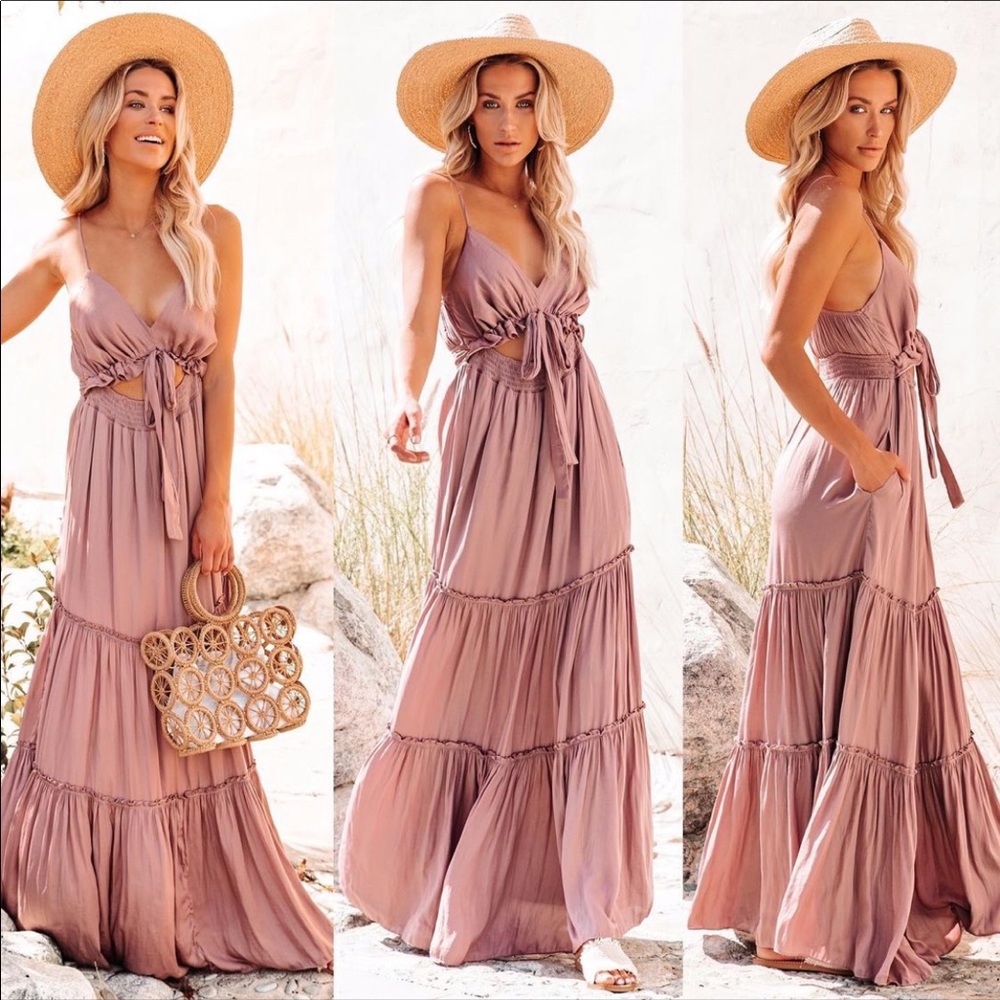 Vici pocketed cutout maxi dress